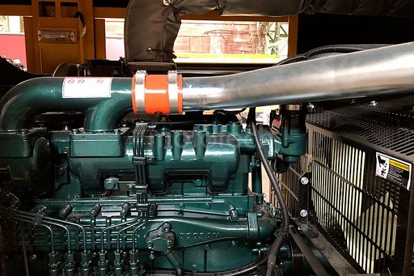 AKSA AD330